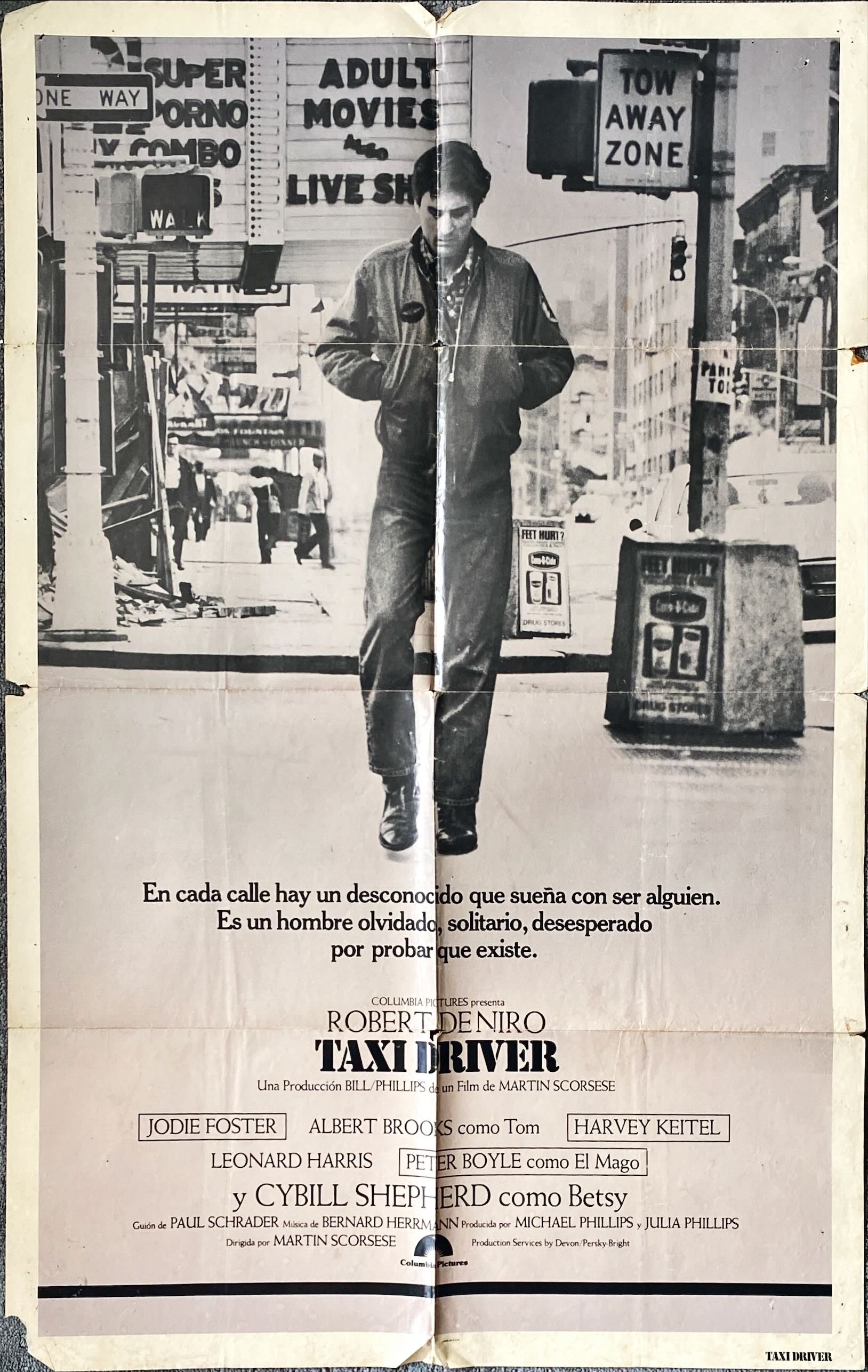 #937 TAXI DRIVER int'l 1sh 1976 image of Robert De Niro walking in New York City, Martin Scorsese!