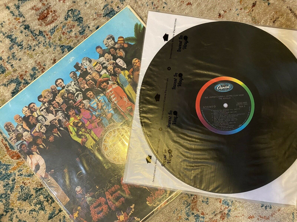 The Beatles - Sgt. Peppers Lonely Hearts Club Band Vinyl/LP - Gatefold (1968) - PosterCollectors.xyz