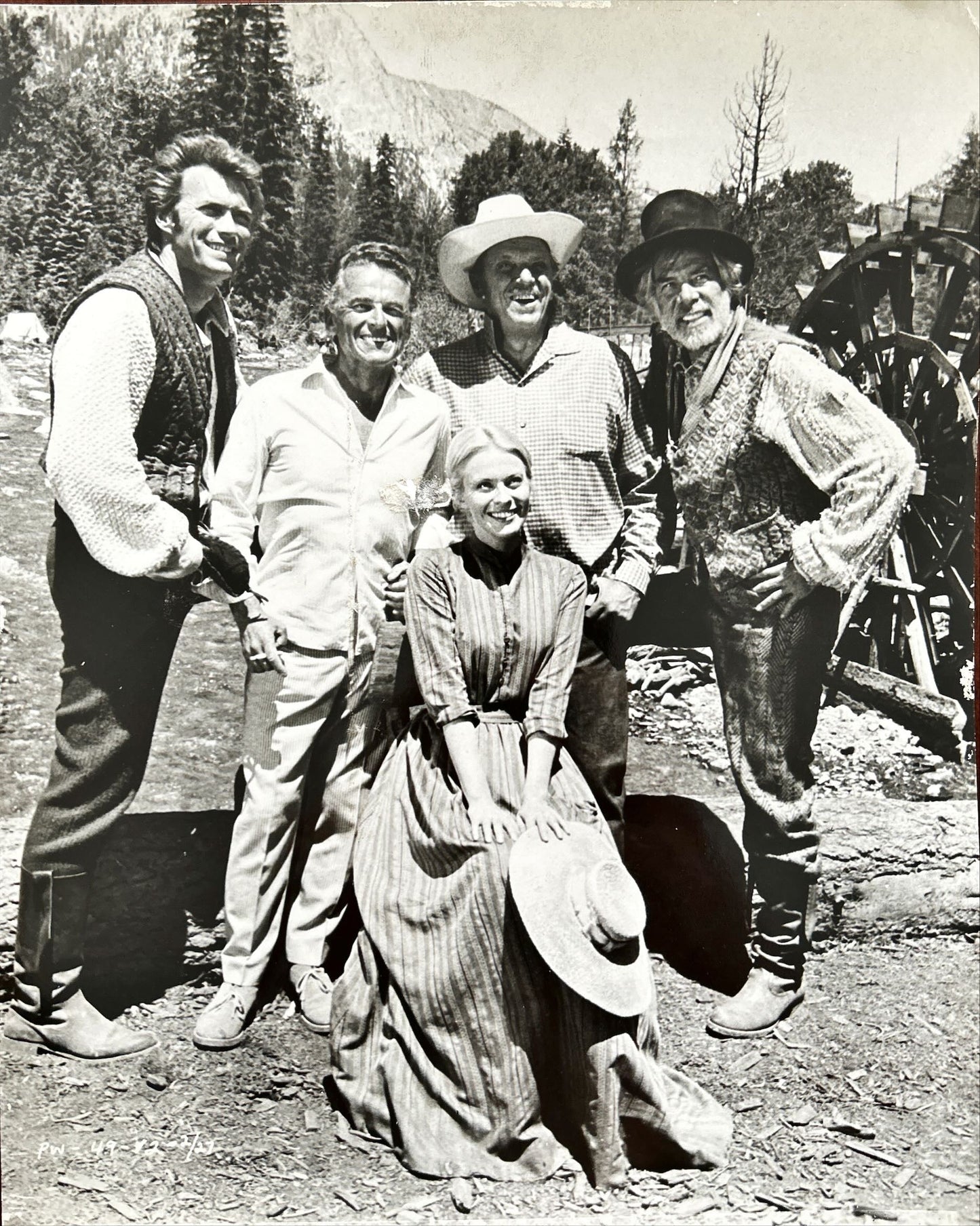 Clint Eastwood (Various) 21x Assorted 8x10 Movie Stills