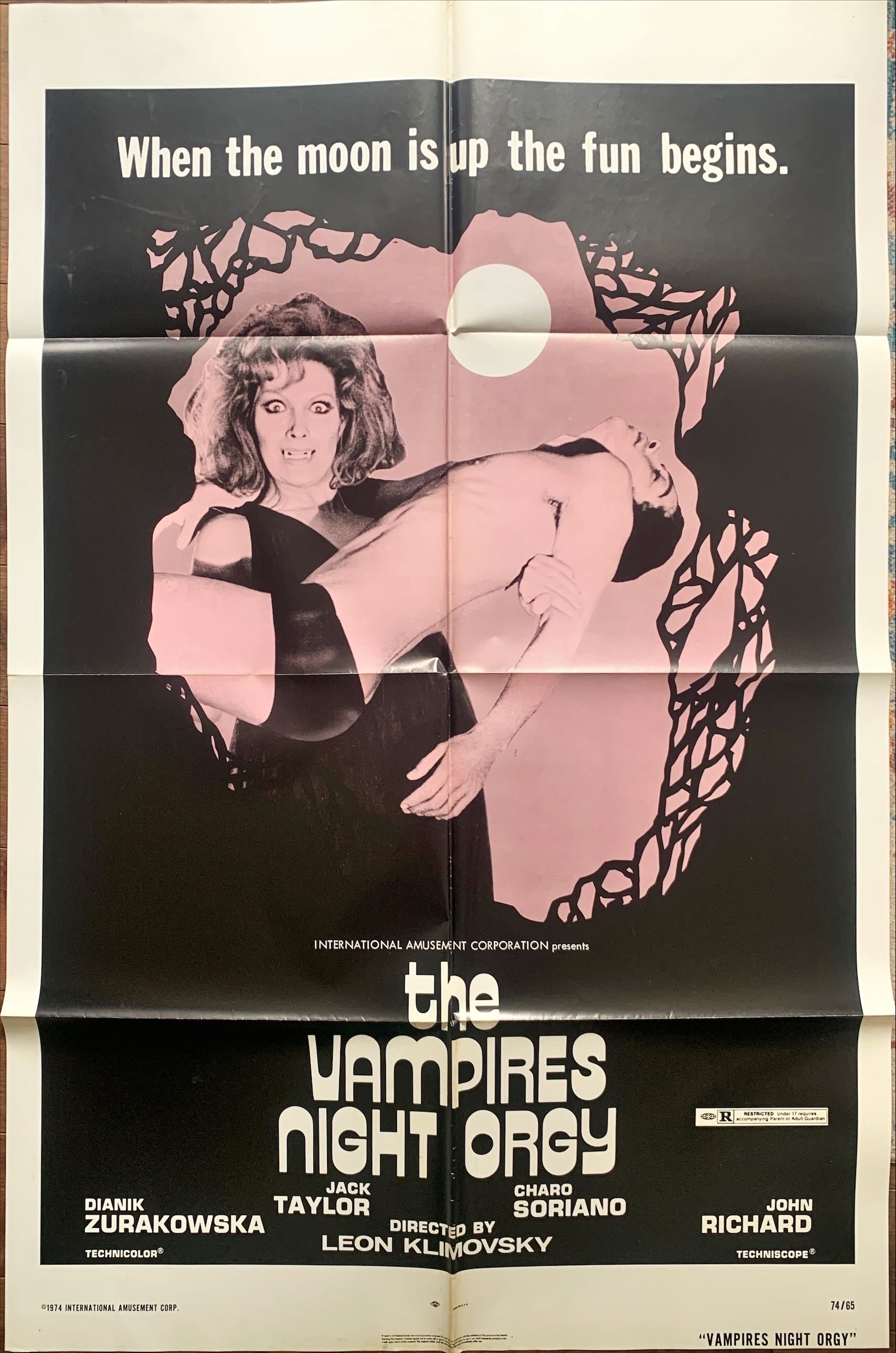 The Vampires Night Orgy movie poster '74